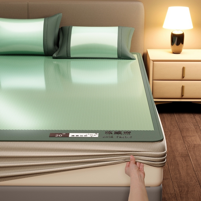 91家纺网 家纺一手货源 找家纺 卡初家居（原微来） 2025夏季轻柔丝系列冰丝席 凉感苹果绿