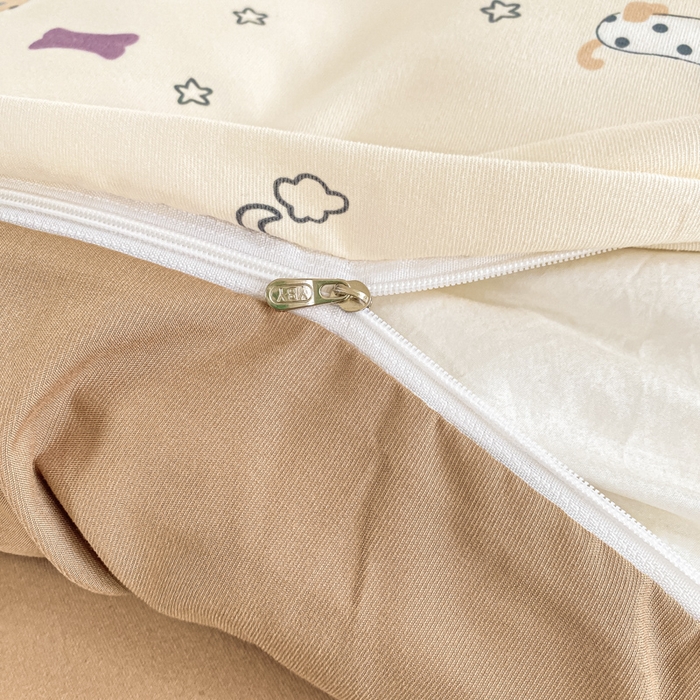 91家纺网 家纺一手货源 找家纺 仟网汇 2025新款针织双层纱床盖四件套 狗狗家族