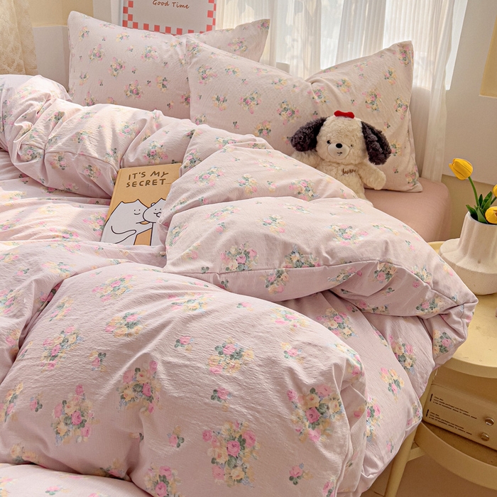 91家纺网 家纺一手货源 找家纺 暖芯优选 2025新款加厚云感棉双层纱四件套小碎花被套床单床笠款学生三件套新款直播热款 奶油味的暗恋