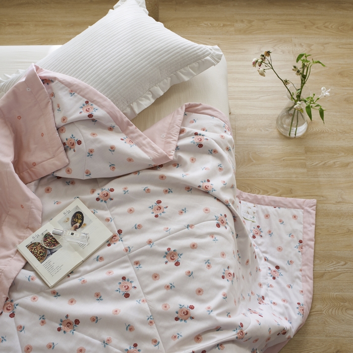 91家纺网 家纺一手货源 找家纺 维洋家纺 2025新款里外全棉印花棉花夏凉被 粉黛