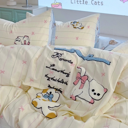 91家纺网 家纺一手货源 找家纺 （总）乐童家纺 2025新款13370纯棉毛巾绣呆萌系列四件套-系列一