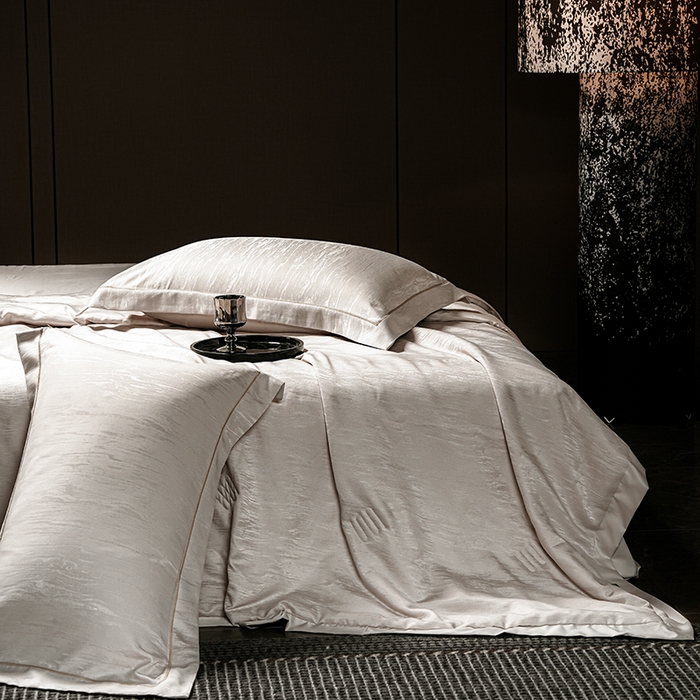 91家纺网 家纺一手货源 找家纺 丽卡家纺 2025新款翡丽天丝提花夏被四件套 石纹-米灰