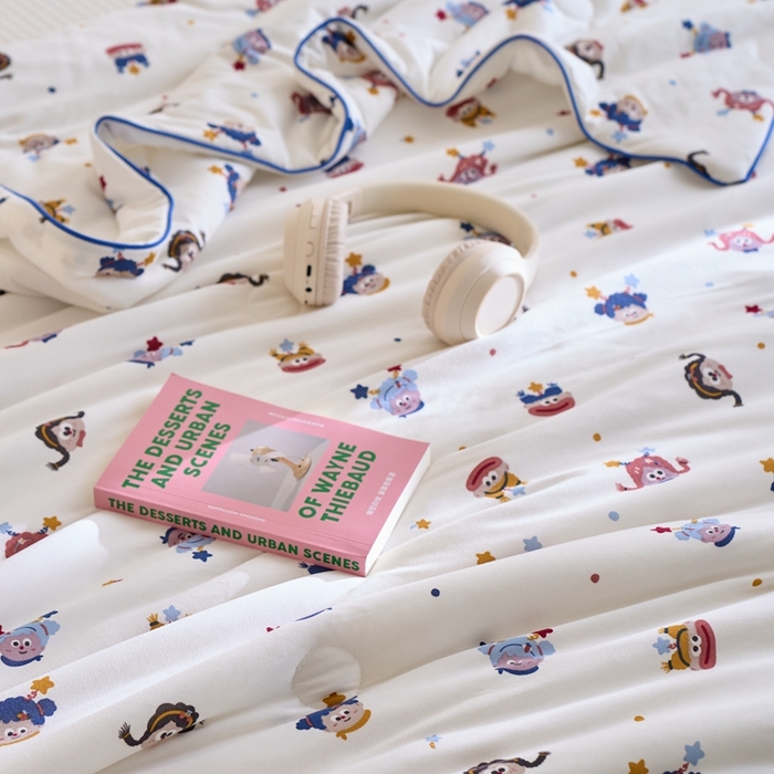 91家纺网 家纺一手货源 找家纺 维洋家纺 2025升级21%大豆新款A类牛奶丝针织夏被（四周踩棉）软糯凉感夏被空调被 魔法师