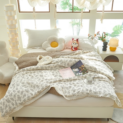 91家纺网 家纺一手货源 找家纺 （总）蔻之羽（原寇之羽） 2025新款针织棉花边豆豆被空调被夏被春秋被加厚冬被