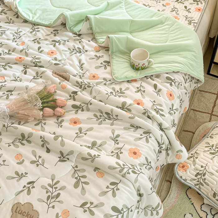 91家纺网 家纺一手货源 找家纺 维洋家纺 2025（专版花型）A类凉感丝夏被 凉感夏凉被双面加倍透气（四周踩棉） 青柠