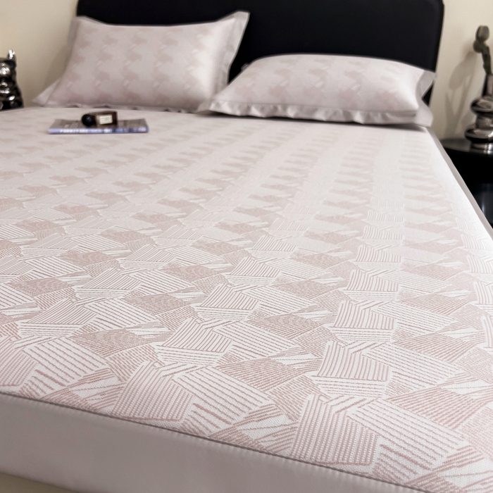 91家纺网 家纺一手货源 找家纺 卡初家居（原微来） 2025夏季凉感提花席 绯影幽线-素雅粉