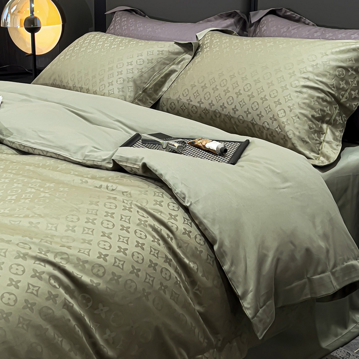 91家纺网 家纺一手货源 找家纺 金昱纺 2025新款50双股100支长绒棉贡缎提花高定四件套 LV-千草绿