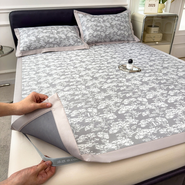 91家纺网 家纺一手货源 找家纺 卡初家居（原微来） 2025夏季凉感提花席 繁花-清雅灰