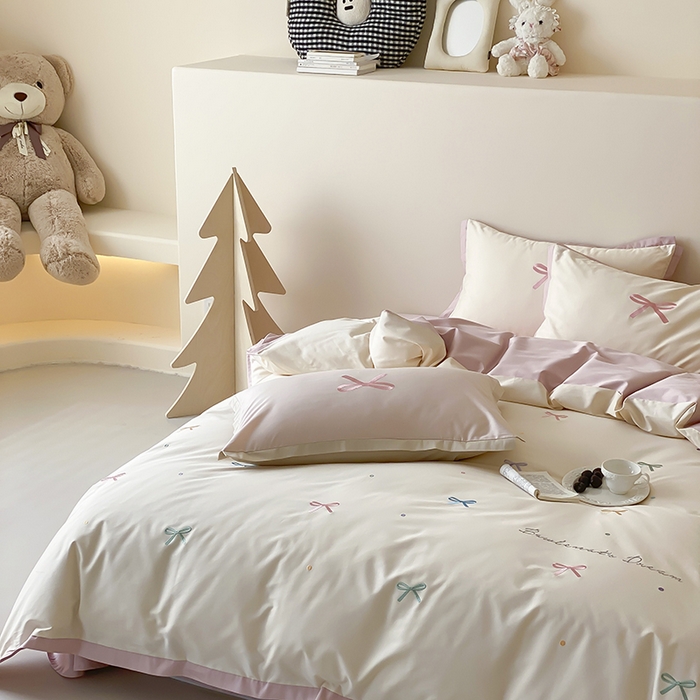 91家纺网 家纺一手货源 找家纺 时亿家居 2025新款100支长绒棉小清新四件套-梦幻蝴蝶结 梦幻蝴蝶结-奶油慕斯