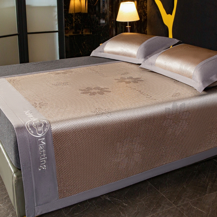 91家纺网 家纺一手货源 找家纺 卡罗兰 2025新款凉席冰丝席提花冰藤席雪山藤向阳花系列 向阳花-咖色