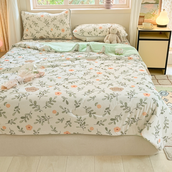 91家纺网 家纺一手货源 找家纺 维洋家纺 2025（专版花型）A类凉感丝夏被 凉感夏凉被双面加倍透气（四周踩棉） 青柠