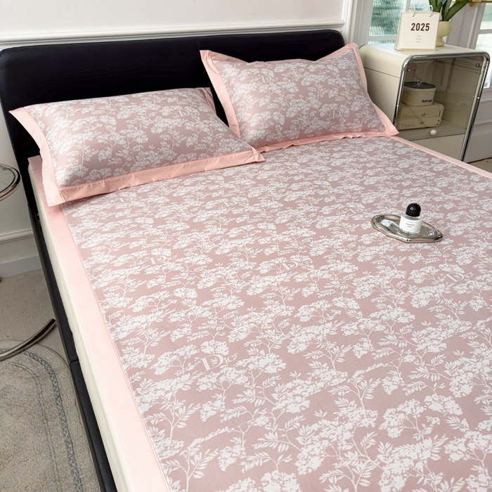 91家纺网 家纺一手货源 找家纺 卡初家居（原微来） 2025夏季凉感提花席 繁花-淡雅粉