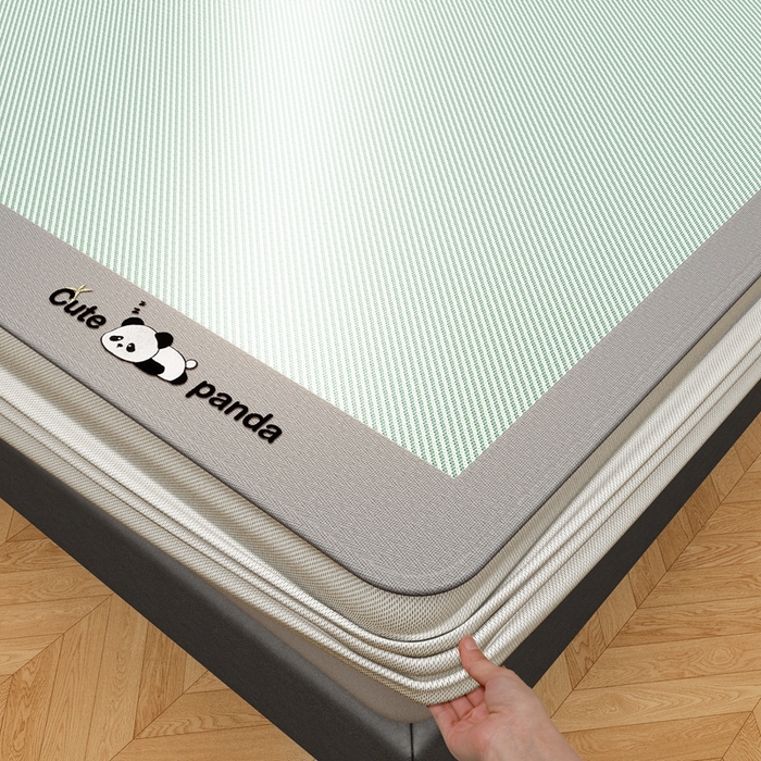 91家纺网 家纺一手货源 找家纺 卡初家居（原微来） 2026夏季轻柔丝系列冰丝席 嘟嘟熊极光青