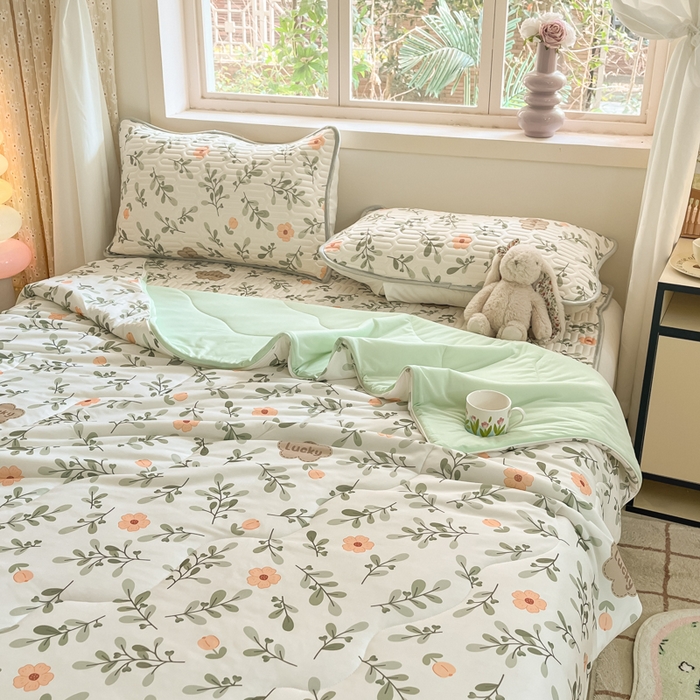 91家纺网 家纺一手货源 找家纺 维洋家纺 2025（专版花型）A类凉感丝夏被 凉感夏凉被双面加倍透气（四周踩棉） 青柠