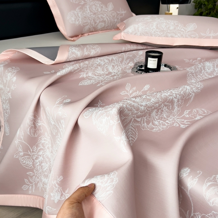 91家纺网 家纺一手货源 找家纺 卡初家居（原微来） 2025夏季凉感提花席 南鸢-素雅粉