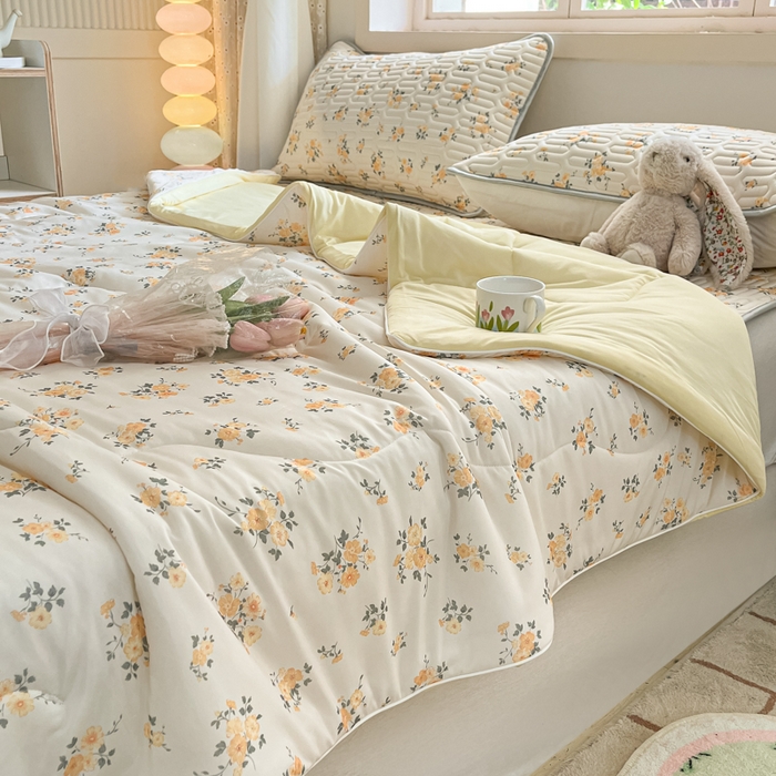 91家纺网 家纺一手货源 找家纺 维洋家纺 2025（专版花型）A类凉感丝夏被 凉感夏凉被双面加倍透气（四周踩棉） 初春