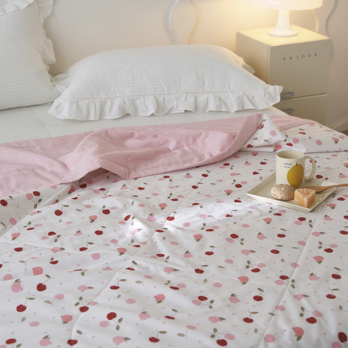 91家纺网 家纺一手货源 找家纺 维洋家纺 2025新款里外全棉印花棉花夏凉被 朵拉