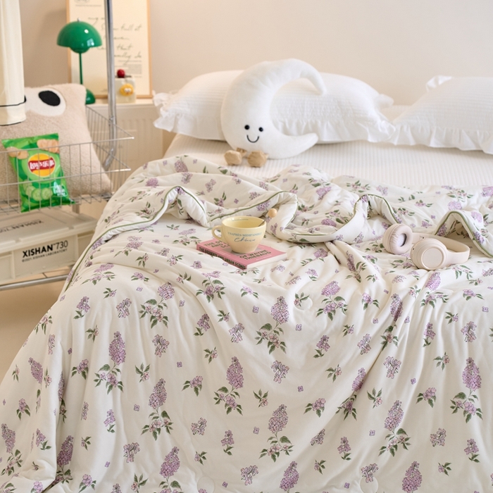 91家纺网 家纺一手货源 找家纺 维洋家纺 2025升级21%大豆新款A类牛奶丝针织夏被（四周踩棉）软糯凉感夏被空调被 紫苏