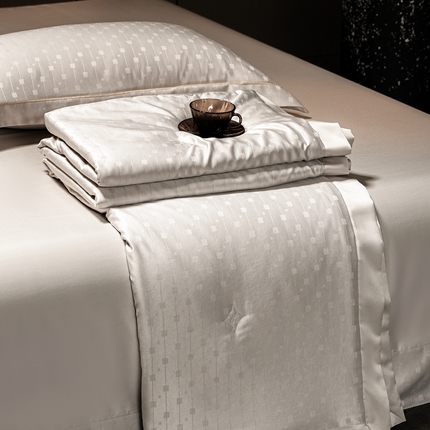 2025新款格利亚天丝提花夏被四件套 格子-米灰