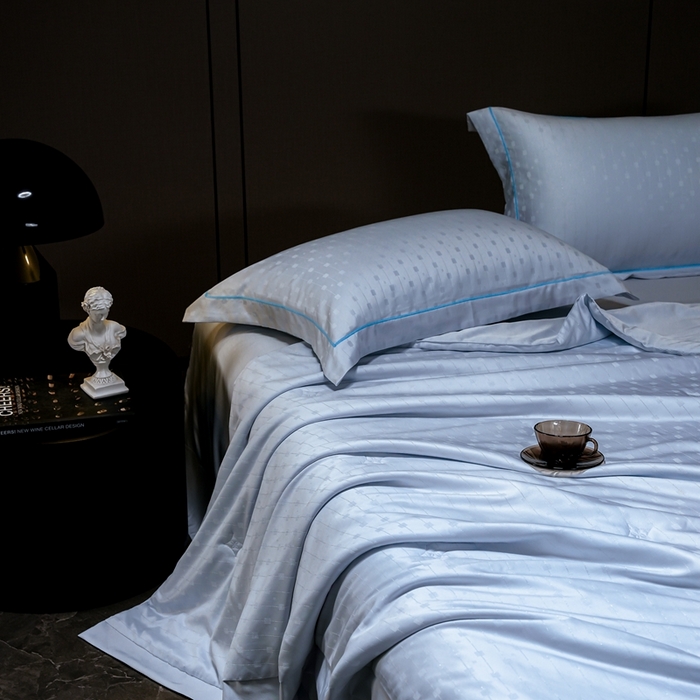 91家纺网 家纺一手货源 找家纺 2025新款格利亚天丝提花夏被四件套 格子-蓝