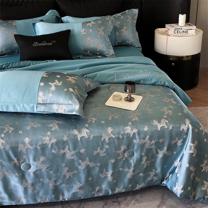 91家纺网 家纺一手货源 找家纺 换种生活 2025新款浮雕天丝夏被四件套 马上有钱花-兰