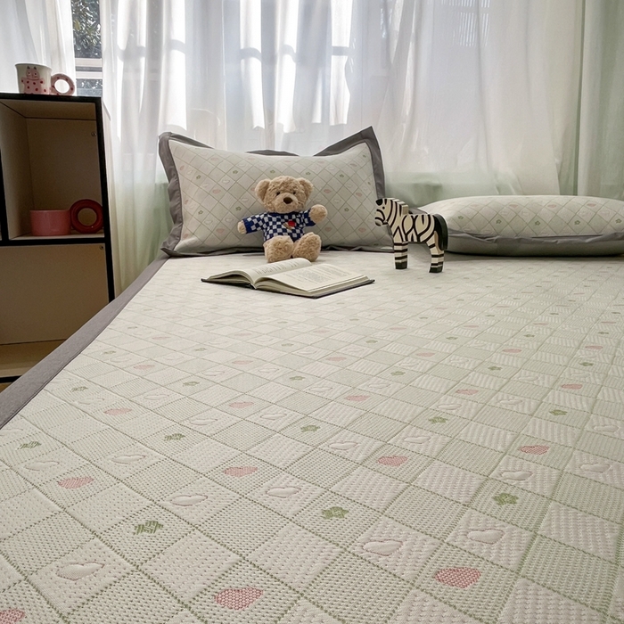 91家纺网 家纺一手货源 找家纺 卡初家居（原微来） 2025夏季凉感提花席 烂漫也漫