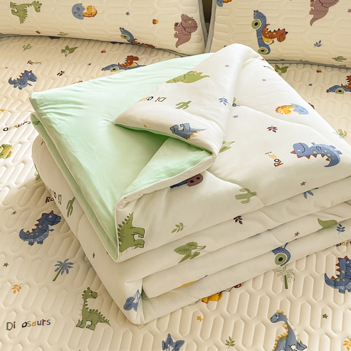 91家纺网 家纺一手货源 找家纺 维洋家纺 2025（专版花型）A类凉感丝夏被 凉感夏凉被双面加倍透气（四周踩棉） 恐龙家族