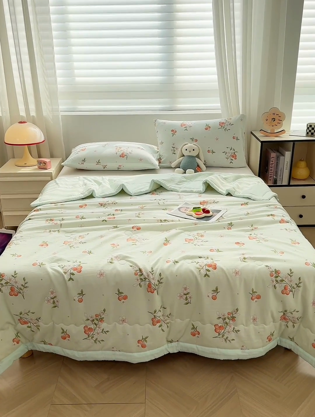 91家纺网 家纺一手货源 找家纺 鑫佰利 2025新款A类水洗棉印花纯棉花夏被子被芯 花满枝头绿