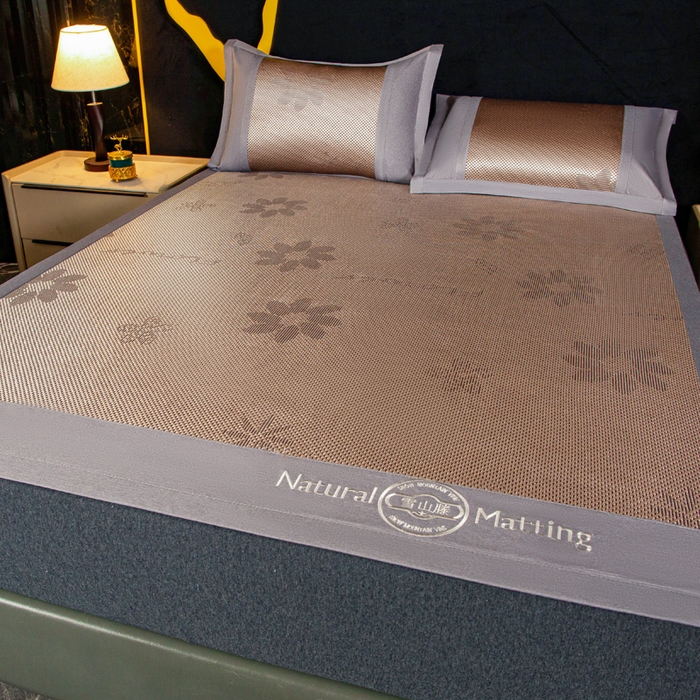 91家纺网 家纺一手货源 找家纺 卡罗兰 2025新款凉席冰丝席提花冰藤席雪山藤向阳花系列 向阳花-咖色