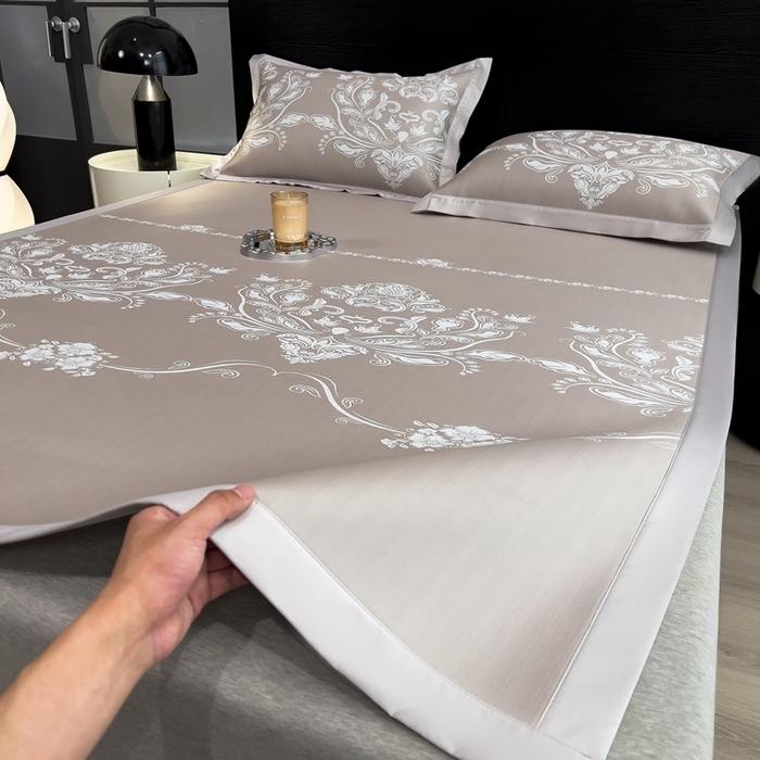 91家纺网 家纺一手货源 找家纺 卡初家居（原微来） 2025夏季凉感提花席 晓春烂漫-丝雾棕