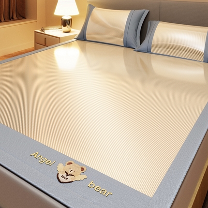 91家纺网 家纺一手货源 找家纺 （总）卡初家居（原微来） 2025 夏季轻柔丝系列冰丝席——欢乐熊系列