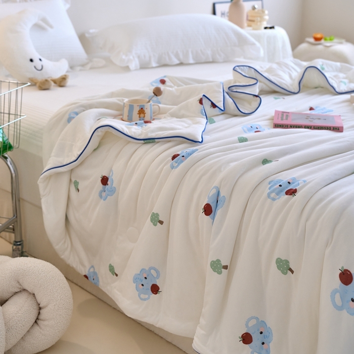 91家纺网 家纺一手货源 找家纺 维洋家纺 2025升级21%大豆新款A类牛奶丝针织夏被（四周踩棉）软糯凉感夏被空调被 长鼻象