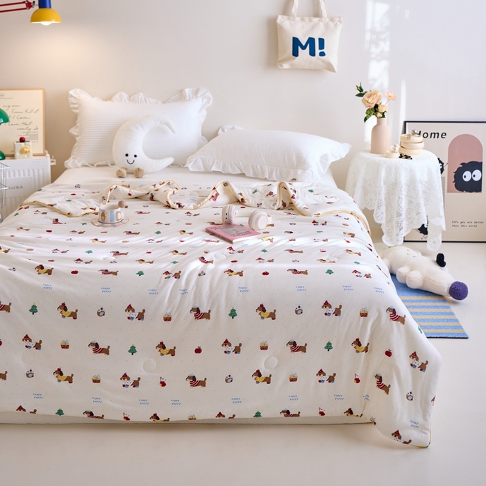 91家纺网 家纺一手货源 找家纺 维洋家纺 2025升级21%大豆新款A类牛奶丝针织夏被（四周踩棉）软糯凉感夏被空调被 腊肠狗