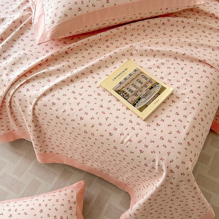 91家纺网 家纺一手货源 找家纺 蓝邻家纺 2025新款100%新疆原棉粗布小清新拼角工艺款系列单床单 粉黛