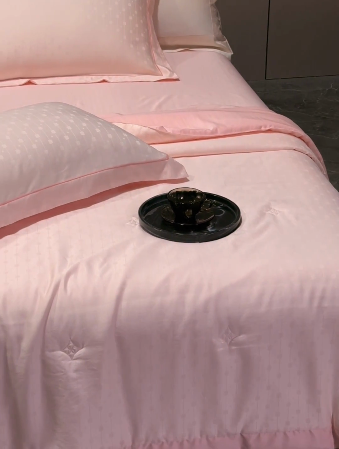 91家纺网 家纺一手货源 找家纺 （总）2025新款格利亚天丝提花夏被四件套