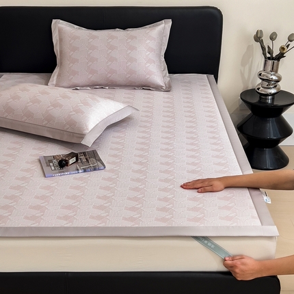 卡初家居（原微来） 2025夏季凉感提花席 绯影幽线-素雅粉