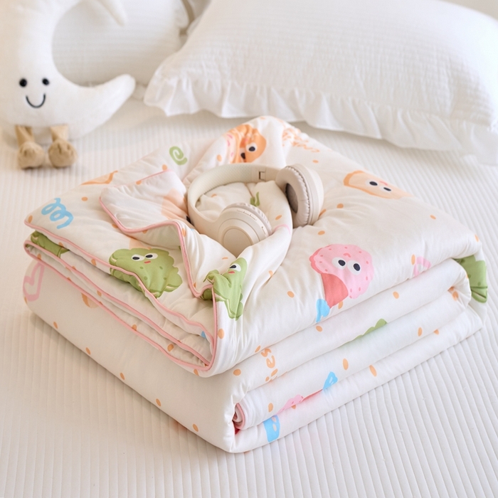 91家纺网 家纺一手货源 找家纺 维洋家纺 2025升级21%大豆新款A类牛奶丝针织夏被（四周踩棉）软糯凉感夏被空调被 夹心饼干