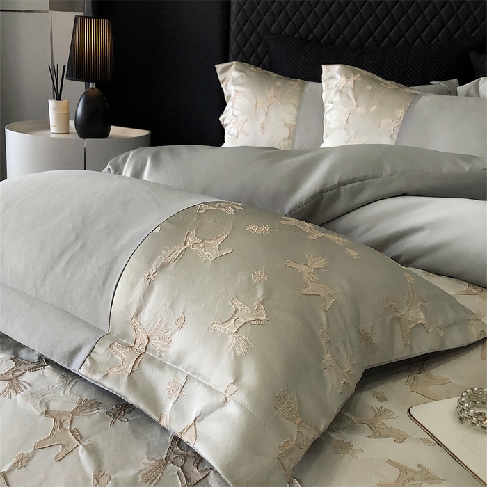 91家纺网 家纺一手货源 找家纺 换种生活 2025新款浮雕天丝夏被四件套 马上有钱花-奶咖