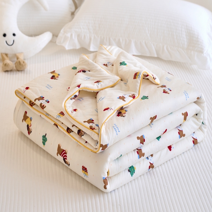 91家纺网 家纺一手货源 找家纺 维洋家纺 2025升级21%大豆新款A类牛奶丝针织夏被（四周踩棉）软糯凉感夏被空调被 腊肠狗