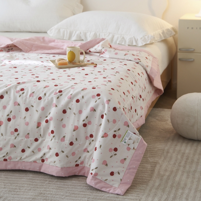 91家纺网 家纺一手货源 找家纺 维洋家纺 2025新款里外全棉印花棉花夏凉被 朵拉