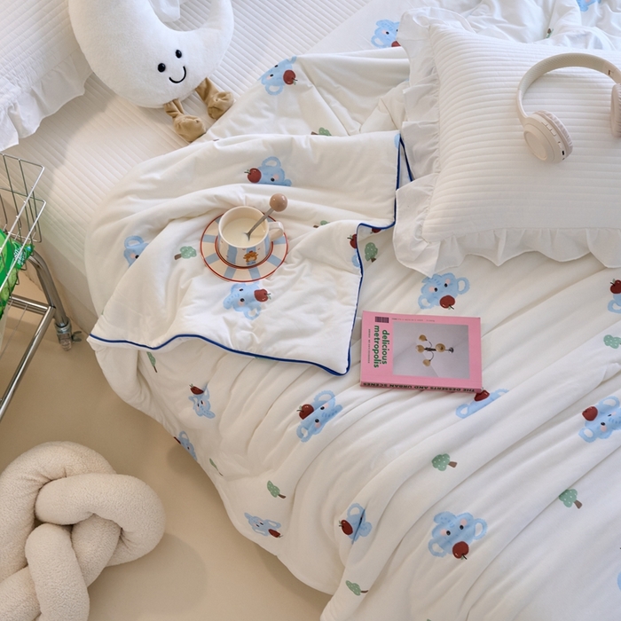 91家纺网 家纺一手货源 找家纺 维洋家纺 2025升级21%大豆新款A类牛奶丝针织夏被（四周踩棉）软糯凉感夏被空调被 长鼻象