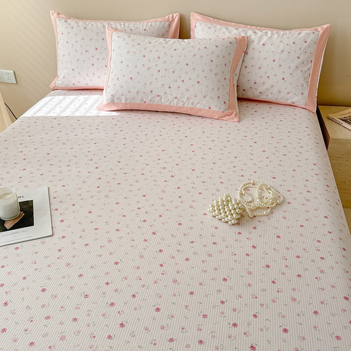 91家纺网 家纺一手货源 找家纺 蓝邻家纺 2025新款100%新疆原棉粗布小清新拼角工艺款系列单床单 花遇