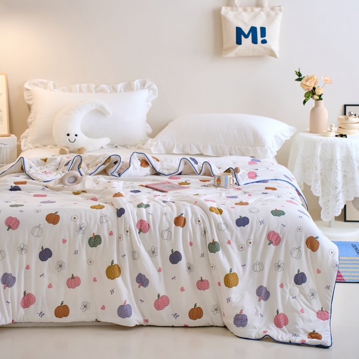 91家纺网 家纺一手货源 找家纺 维洋家纺 2025升级21%大豆新款A类牛奶丝针织夏被（四周踩棉）软糯凉感夏被空调被 多彩南瓜