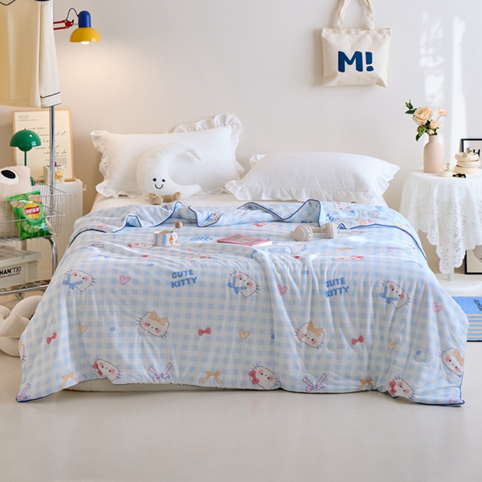 91家纺网 家纺一手货源 找家纺 维洋家纺 2025升级21%大豆新款A类牛奶丝针织夏被（四周踩棉）软糯凉感夏被空调被 蓝色小猫