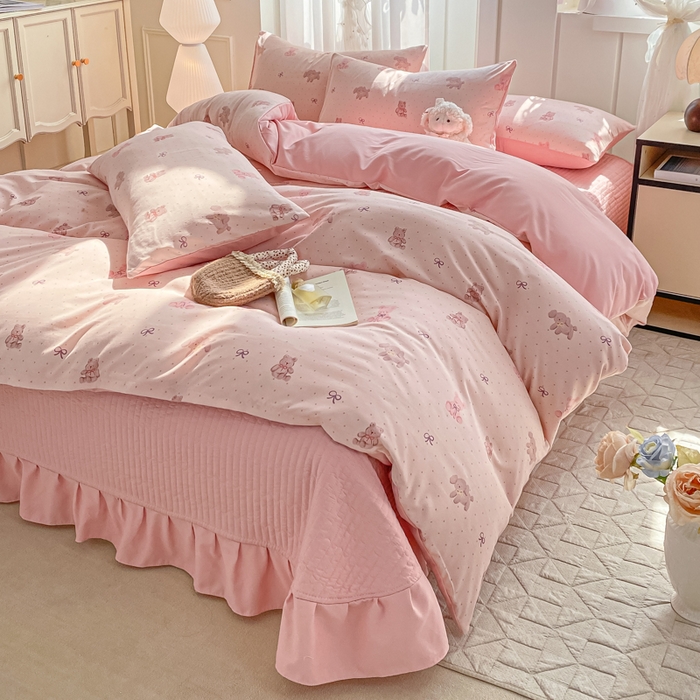 91家纺网 家纺一手货源 找家纺 仟网汇 2025新款针织双层纱床盖四件套 萌萌熊