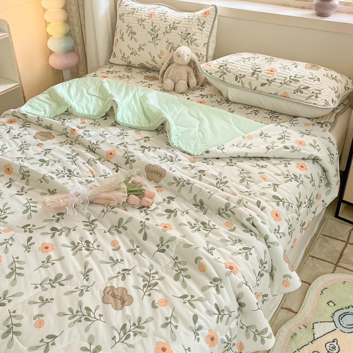 91家纺网 家纺一手货源 找家纺 维洋家纺 2025（专版花型）A类凉感丝夏被 凉感夏凉被双面加倍透气（四周踩棉） 青柠