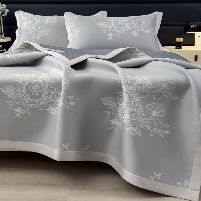 91家纺网 家纺一手货源 找家纺 卡初家居（原微来） 2025夏季凉感提花席 南鸢-银月灰