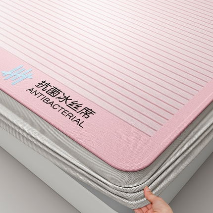 91家纺网 家纺一手货源 找家纺 （总）2025新款抗菌凉席可折叠空调席条纹三明治冰丝席防滑床笠款