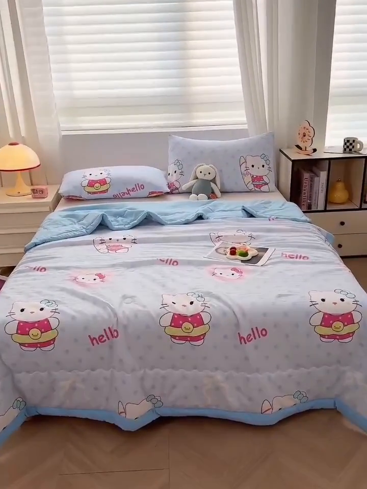 91家纺网 家纺一手货源 找家纺 鑫佰利 2025新款A类水洗棉印花纯棉花夏被子被芯 猫咪宝贝