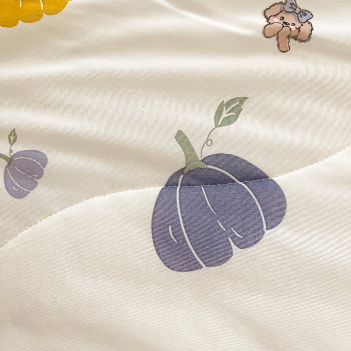 91家纺网 家纺一手货源 找家纺 维洋家纺 2025（专版花型）A类凉感丝夏被 凉感夏凉被双面加倍透气（四周踩棉） 南瓜